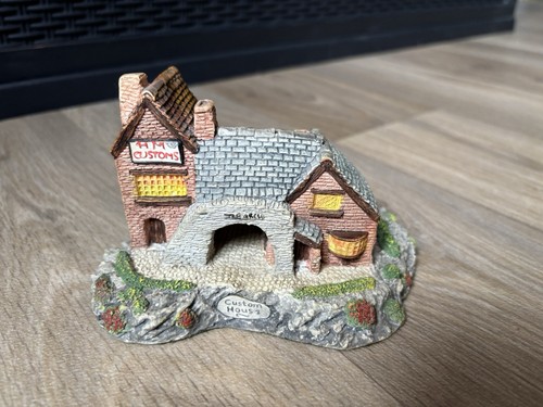 Vintage memory lane - lane, cottage
