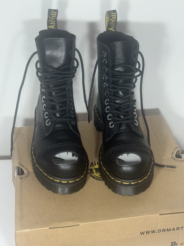 Martens boots size 8761 - size,