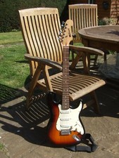 VINTAGE "STAR SOUND" STRAT ELECTRIC GUITAR 3 pick ups  very clean