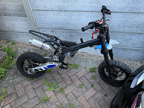 Pocket bike frame with wheels - with,