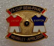 2009 FA CUP SEMI FINAL - Manchester United v Everton - Enamel Football Badge