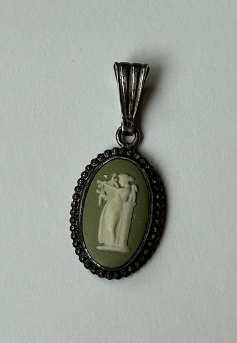 925 silver and green - and, oval