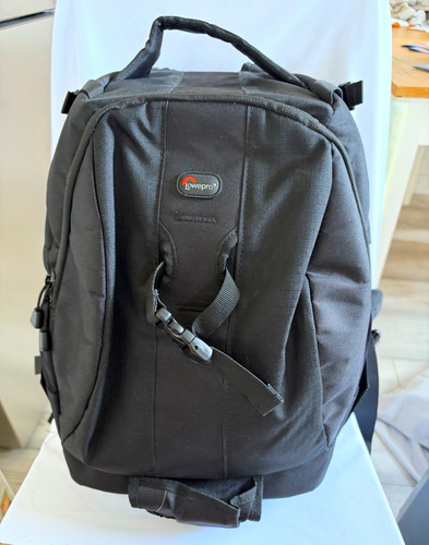 Lowepro camera backpack - lowepro,
