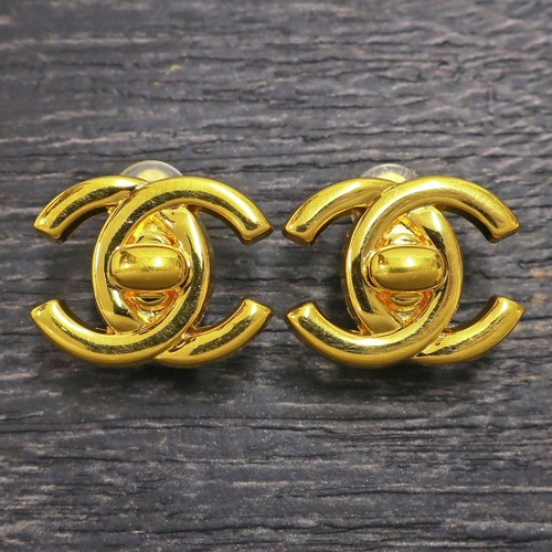 Chanel gold plated logos - gold,