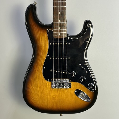 Fender 1980 stratocaster used - fender,
