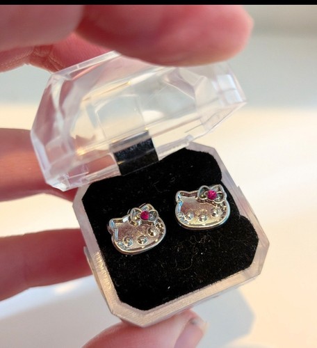 Genuine hello kitty stud - genuine,