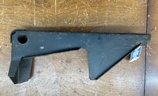 STANDARD 202240 ENSIGN, VANGUARD III, SPORTSMAN R/H ATTACHMENT BRACKET ASSEMBLY