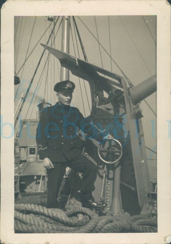 Ww2 hms peewit wrns - hms, woman's