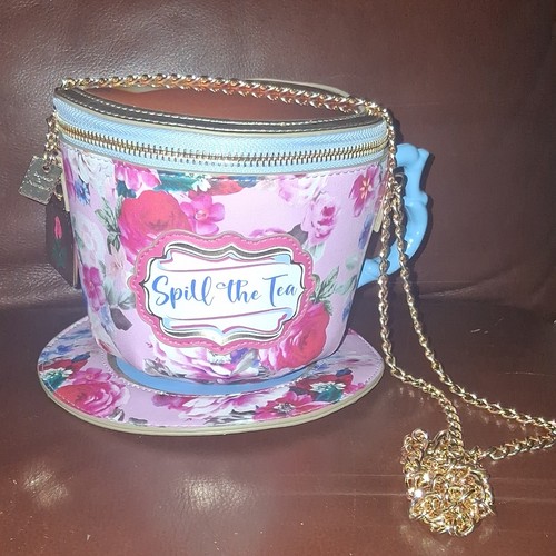 Betsey johnson kitsch spill - betsey,
