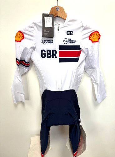 Cycling athlete issue 2025 - gb,
