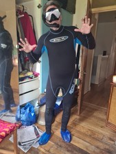 Sola Men's Full Wetsuit Size