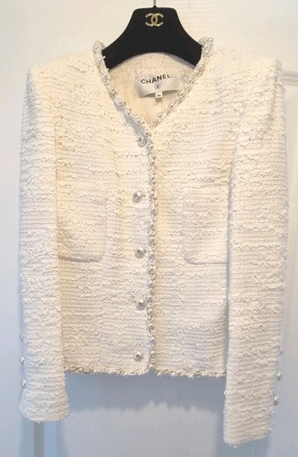 Chanel 25p white pearl jacket - chanel,