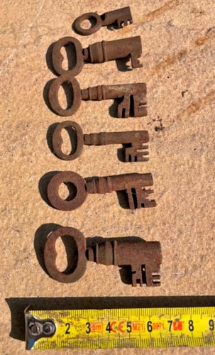 Vintage antique lock keys - vintage,