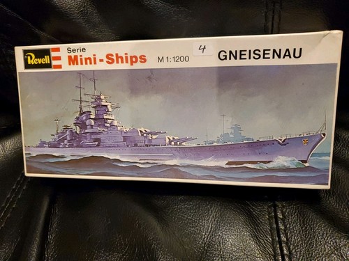 Vintage revell miniships - revell,