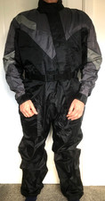 Waterproof Motorcycle Suit. Fits over bike gear. Packs into own bag. Size L