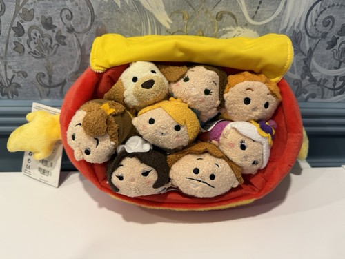 Disney store mini tsum - store,