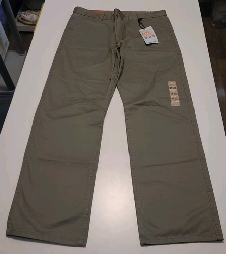Nwt men dockers pants alpha - dockers,