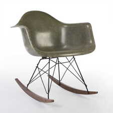 Herman Miller Eames RAR Olive Green Original Vintage Rocking Arm Chair