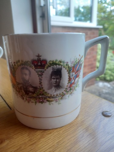 Royal mug the crosses - royal,