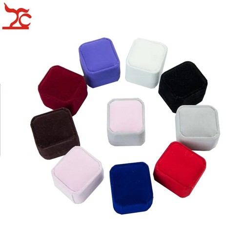 Square velvet jewellery ring - velvet,