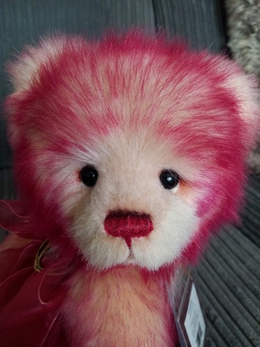 Charlie bears carenza with - bears,