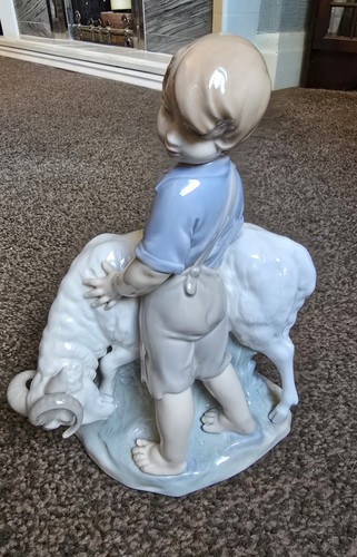 Large vintage nao lladro - large,