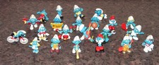 22 x SMURF FIGURE BUNDLE -
