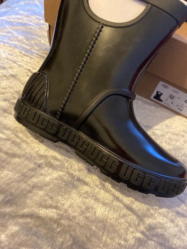 Bnib childs ugg - bnib,