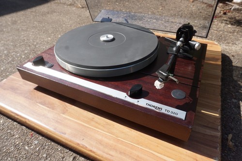 Thorens 320 mahogany - thorens,
