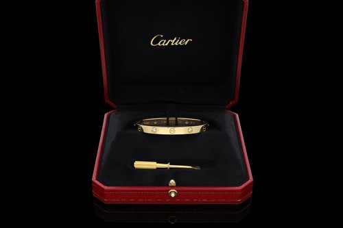 Cartier love bracelet 18k - cartier,