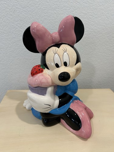 Rare disney minnie mouse - rare,