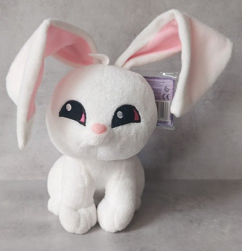 Rare 2016 animal jam white - rare,