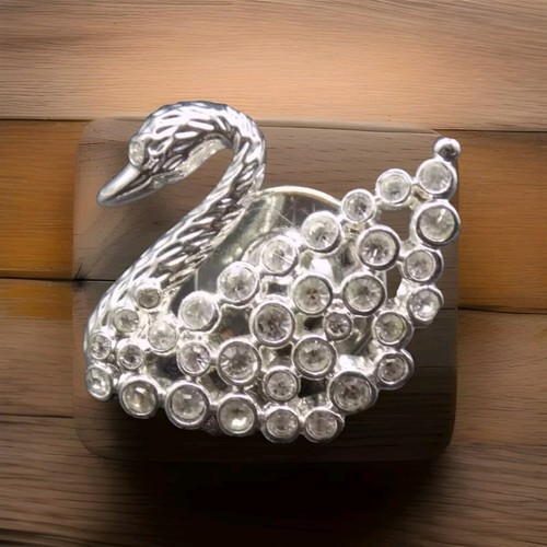 Estate swarovski crystal - crystal, swan
