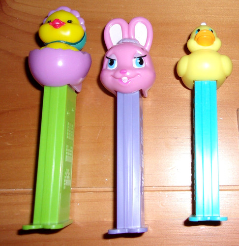 Vintage 80s 90s easter pez - 90s,