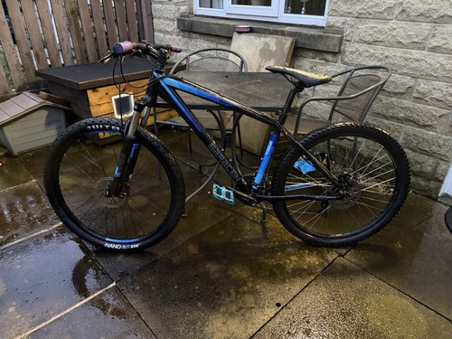 Saracen tufftrax mountain - saracen, bike