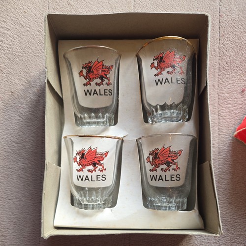 Wales dragon shot glasses 4 - shot,