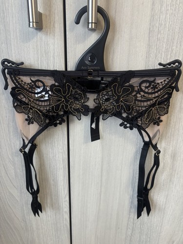 Enticement suspender belt - enticement,