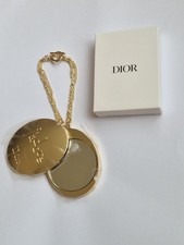 Dior J’adore Gold Metal Oval