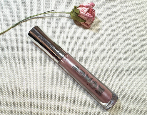 Buxom full plumping lip - full-on,