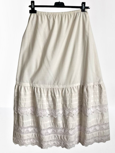 Vintage petticoat eyelet - vintage,