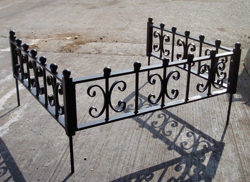 Grave surround memorial iron - grave,