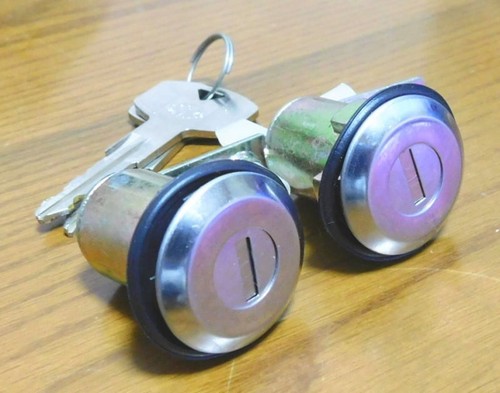 Pair door lock - door,