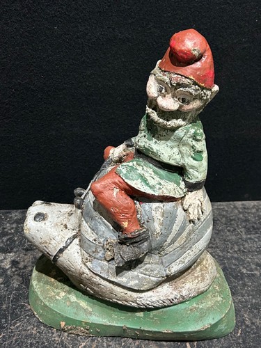 Vintage very old rare concrete - very,