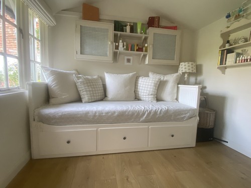 Ikea hemnes day bed - day,