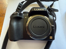 Lumix G5 mirrorless micro four thirds with battery & charger
