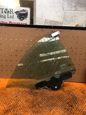 MERCEDES CLK WINDOW W208 CLK 320 CONVERTIBLE DRIVERS SIDE REAR GLASS A2086700210