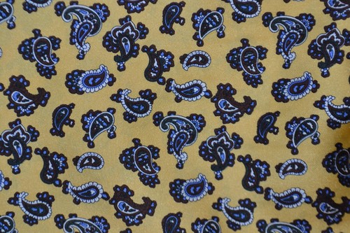 Lewin yellow silk ascot - t.m,