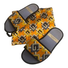 Gucci Geometric G Logo Satin