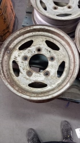 Ntc5193 rim wheel land rover - wheel,