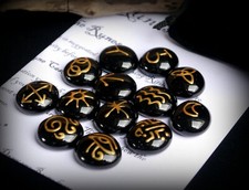  13 WITCHES RUNES & BAG Black